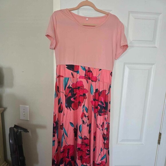 Floral Maxi Dress - Picture 1 of 2